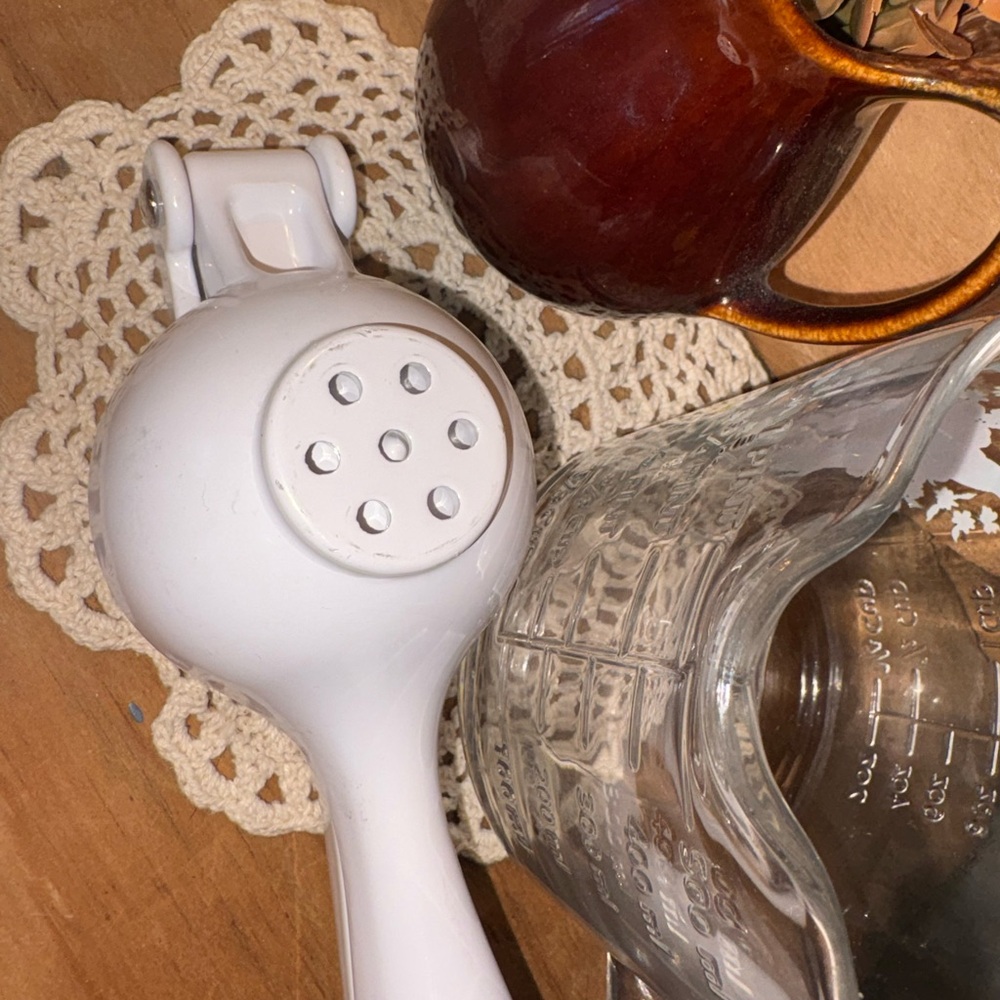 The Pioneer Woman Floral Measuring Cup and White Spoon Set - Picture 6 of 6